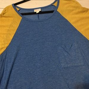 EUC :: 2XL LuLaRoe Carly